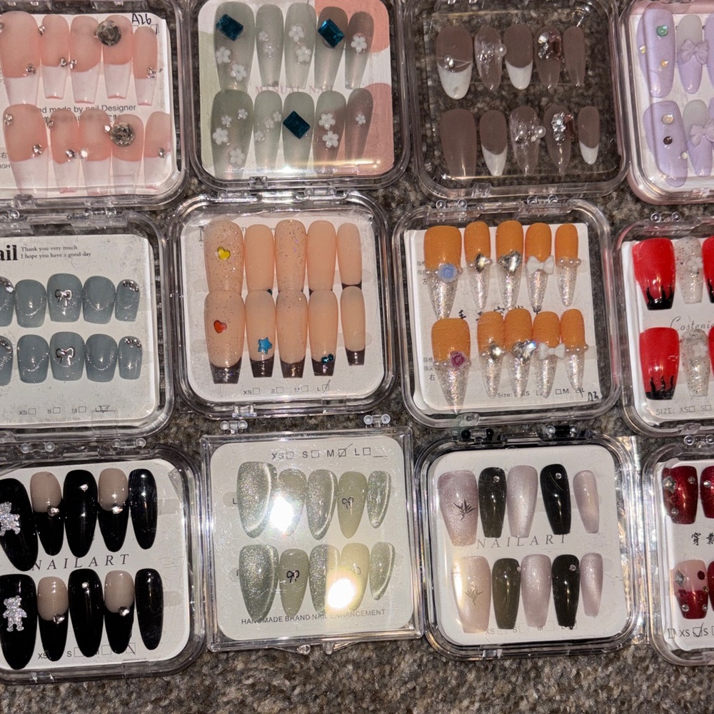 Assorted Press-On Nail Set Collection - Multi Color - Picture 10 of 14